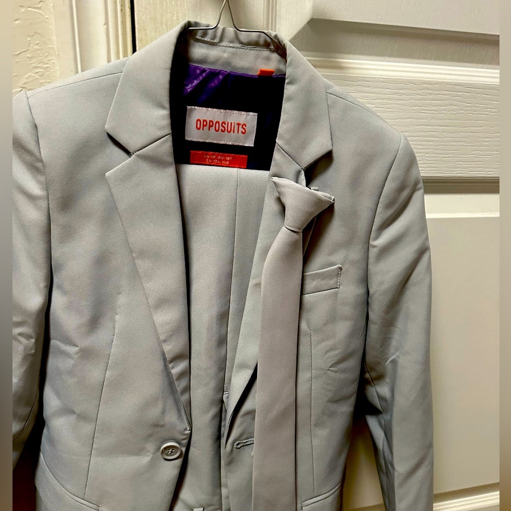 Youth Boys Suit - Size 10